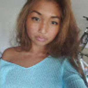 Meet your Posher, Avery